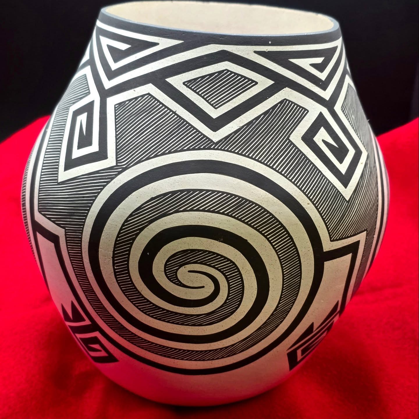 Black and White Pottery Urn by Myron Sarracino