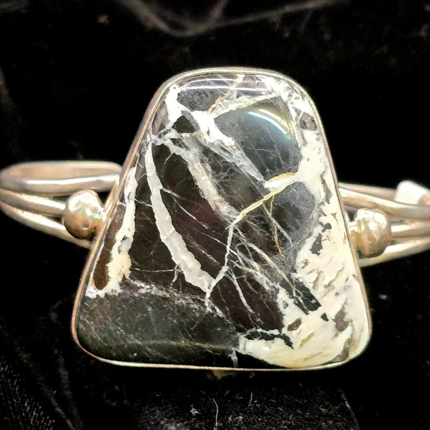 White Buffalo bracelet by Navajo Silversmith Offina Pino.