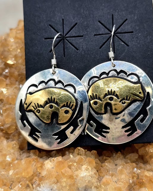 T&R Singer Earrings