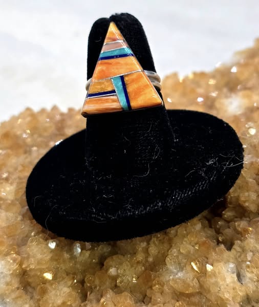 Spiny Oyster, Turquoise, and Onyx Ring